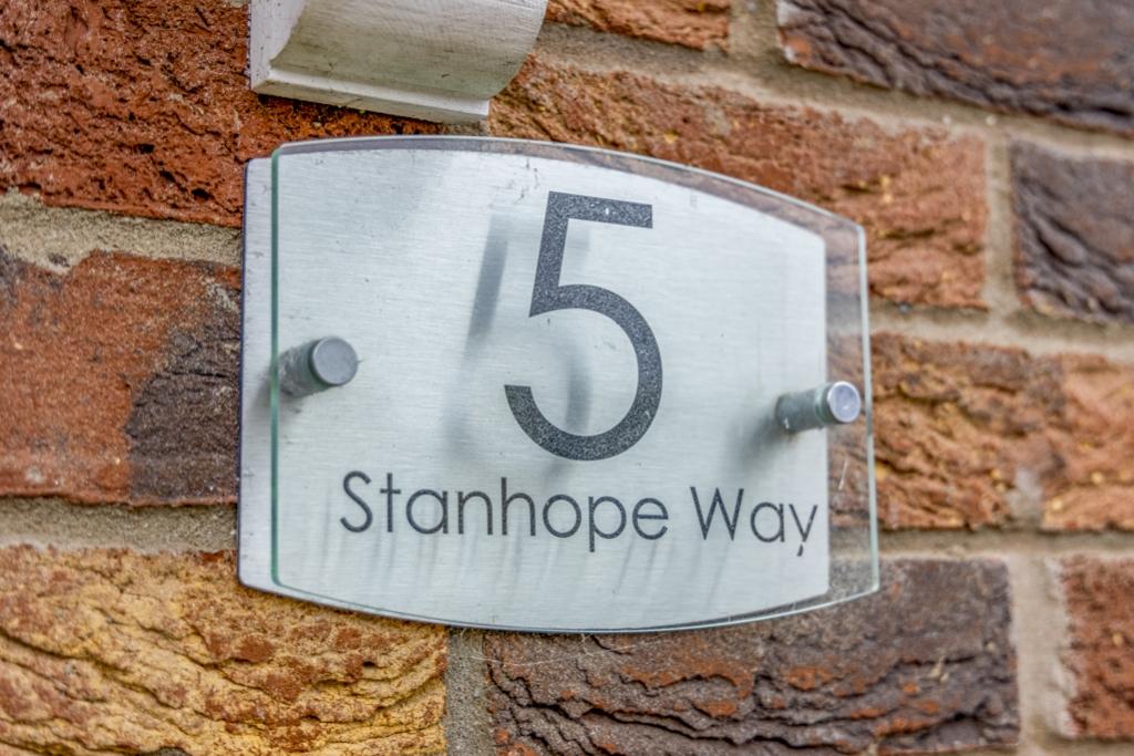 5 Stanhope Way (Boston) 9