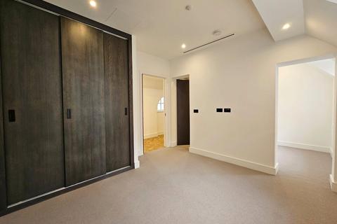 2 bedroom apartment for sale, *7 Davies House, Brigade Court, Southwark, SE1