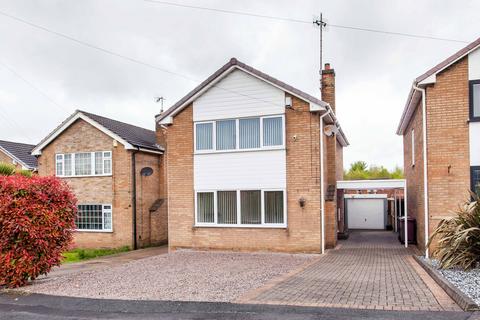 3 bedroom detached house for sale, Farmfields Close, Bolsover, S44