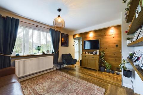 6 Foxtail Close, Gloucester, GL4 6DW