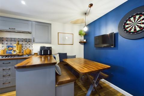 6 Foxtail Close, Gloucester, GL4 6DW