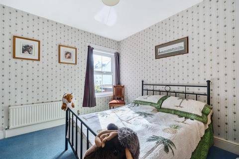 3 bedroom semi-detached house for sale, Basingstoke,  Hampshire,  RG21