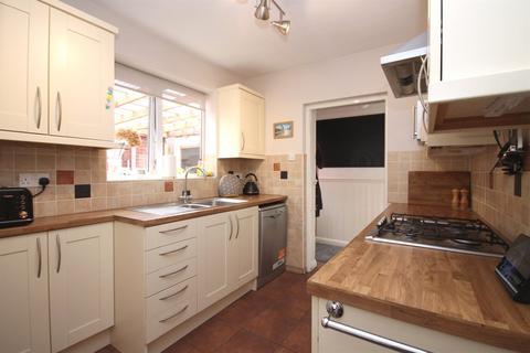 4 bedroom semi-detached house for sale, Manor Park North, Knutsford