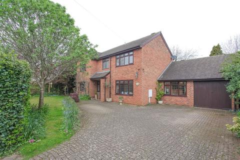 4 bedroom detached house for sale, Old Orchard Place, Twyford