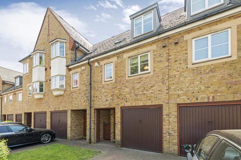 4 bedroom terraced house for sale, Gatcombe Mews, Ealing, W5