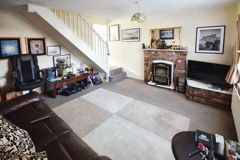 2 bedroom terraced house for sale, Grantham Drive, Skegness, Lincolnshire, PE25 3RN