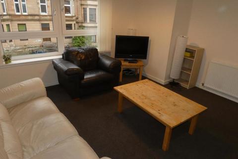 2 bedroom flat to rent, Whitehill Place, Glasgow G31