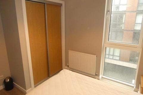 2 bedroom flat to rent, Oswald Street, Glasgow G1
