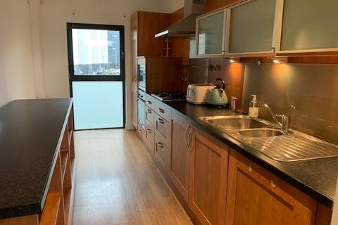 2 bedroom apartment to rent, Elliot Street, Glasgow G3