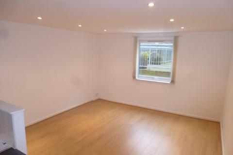2 bedroom apartment to rent, Blackfriars Road, Glasgow G1