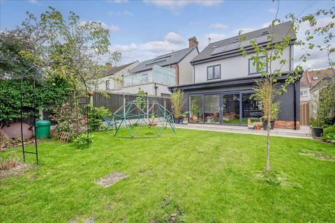 4 bedroom detached house for sale, Leigh on Sea SS9