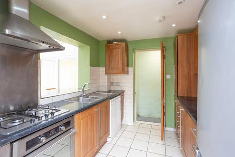 3 bedroom terraced house to rent, Mendip Way, Hemel Hempstead, Hertfordshire, HP2