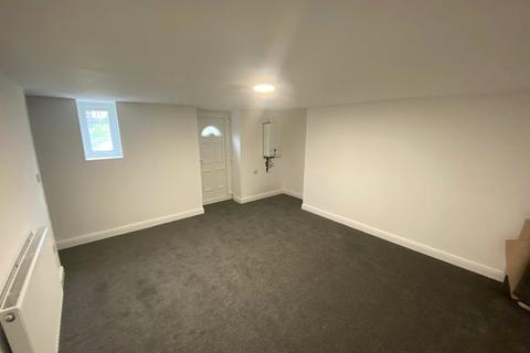 2 bedroom house for sale, Blackhouse Road, Fartown, Huddersfield, West Yorkshire, HD2