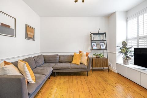 3 bedroom end of terrace house for sale, Trilby Road, London