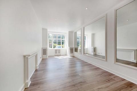 undefined, William Court, 6 Hall Road, London, NW8