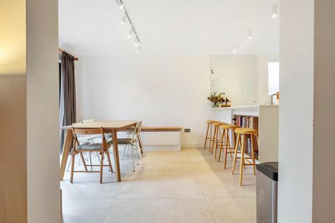 111 Bourne Way, Bromley, BR2 7EX