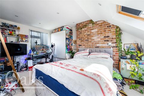 5 Anthony Road, London, SE25 5HA