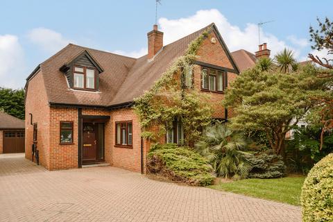 4 bedroom detached house for sale, Claremont Road, Claygate, KT10