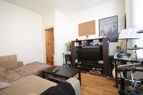 2 bedroom flat to rent, Kimberley Gardens, Harringay, N4