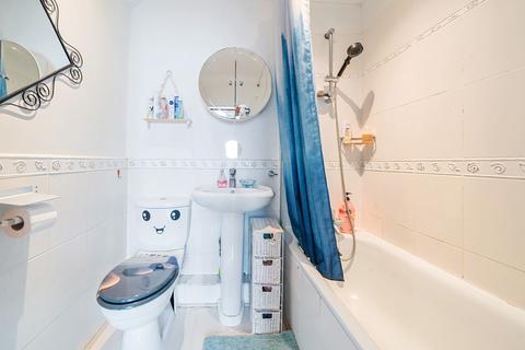 10 The Croft, London, W5 2JW