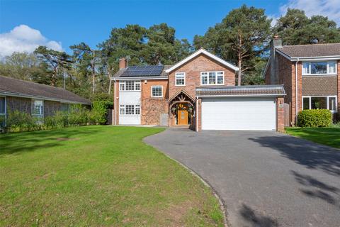 5 bedroom detached house for sale, Greenhill Close, Camberley, Surrey, GU15