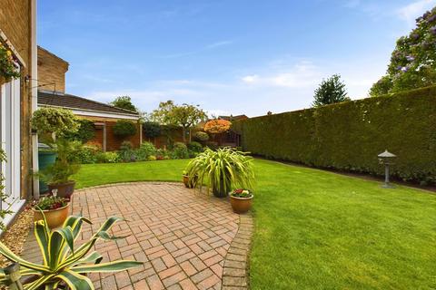 3 bedroom detached house for sale, Acre Close, Edenthorpe, Doncaster, South Yorkshire, DN3