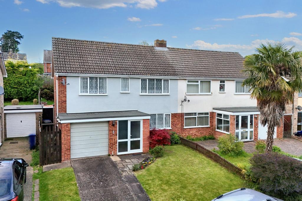 Newmarket, Newmarket CB8 3 bed semidetached house for sale £340,000