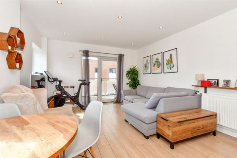 1 bedroom apartment for sale, Thornbury Way, Walthamstow