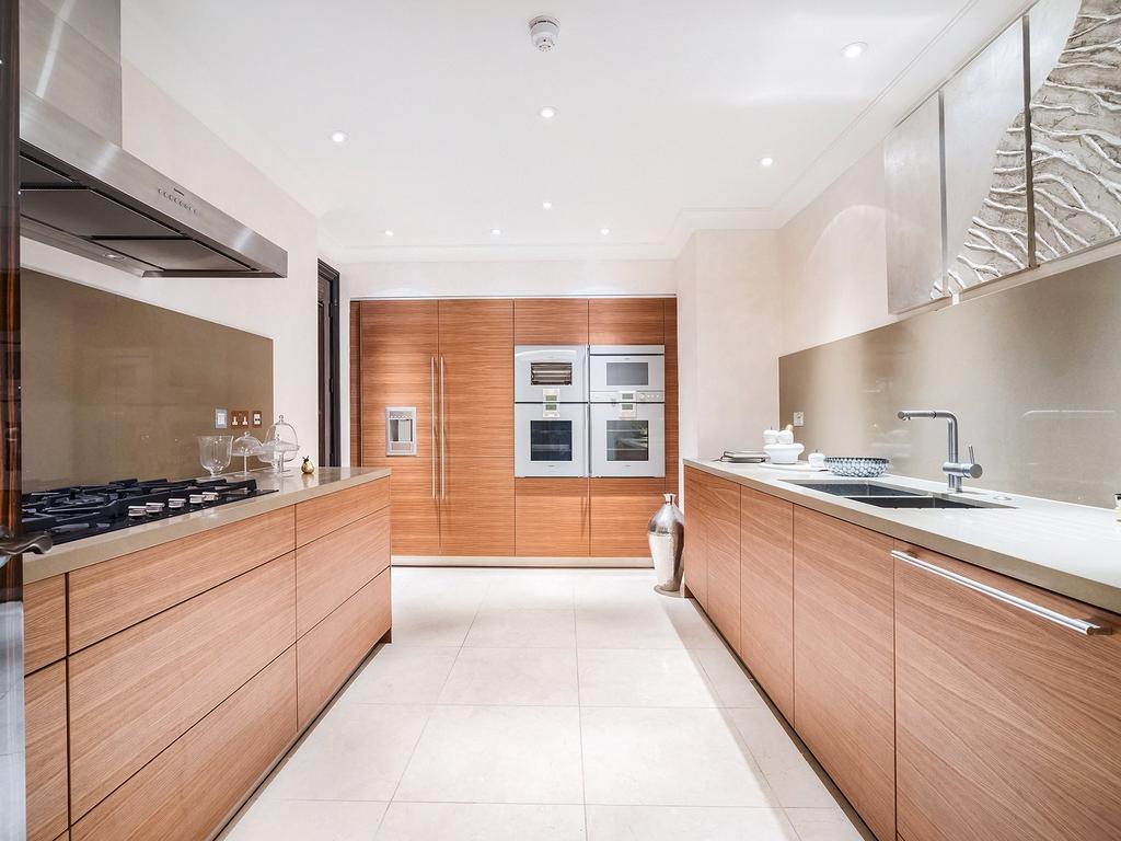Corinthia Residences