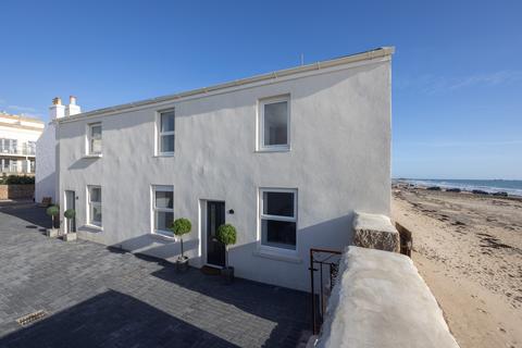 2 bedroom end of terrace house to rent, La Greve D'azette, St. Clement, Jersey