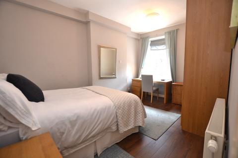1 bedroom flat to rent, Rose Street, Edinburgh, EH2