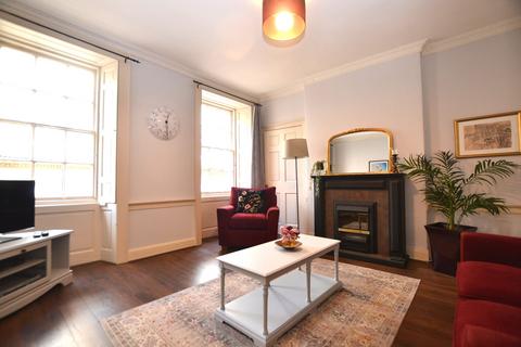 1 bedroom flat to rent, Rose Street, Edinburgh, EH2