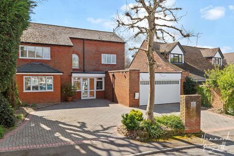 4 bedroom detached house for sale, Epping, Epping CM16