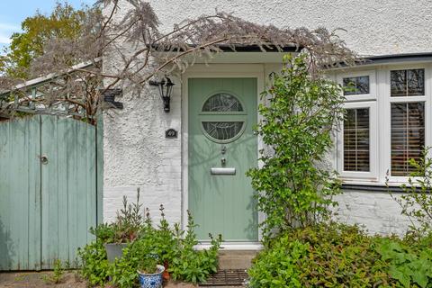 3 bedroom semi-detached house for sale, Silverlea Gardens, Horley, Surrey, RH6