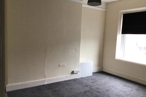1 bedroom flat to rent, Broad Street, Barry, The Vale Of Glamorgan. CF62 7AA