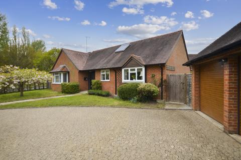 3 bedroom bungalow for sale, Eggars Field, Bentley, Farnham, Surrey, GU10
