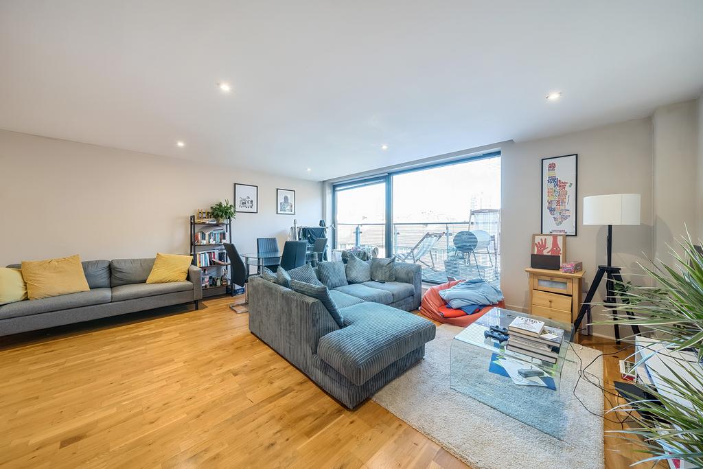 Kitchen / Reception - 6.12m x 5.33m (20' 1" x...