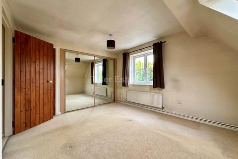 2 bedroom detached house for sale, Bridgecote Lane, Basildon SS15
