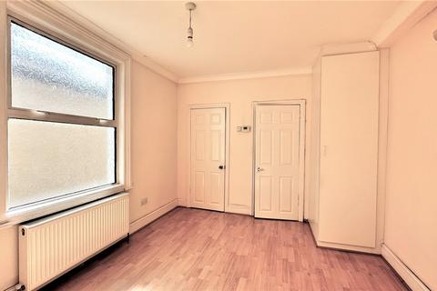 2 bedroom flat for sale, Herga Road, Harrow, Middlesex, HA3