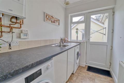 15 Cottage Grove, Clacton-on-sea, CO16 8DH