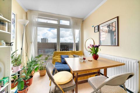 2 bedroom apartment for sale, Arden House, Grantham Road SW9