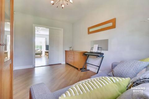 53 Blakeman Way, Lichfield, WS13 8FH