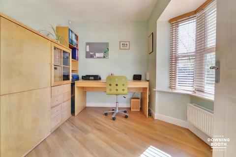 53 Blakeman Way, Lichfield, WS13 8FH