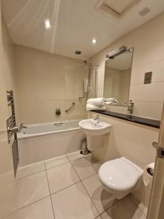 2 bedroom flat to rent, Rosemount Viaduct, Rosemount, Aberdeen, AB25