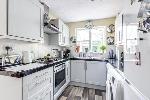 4 bedroom link detached house for sale, Shetland Close, Guildford GU4