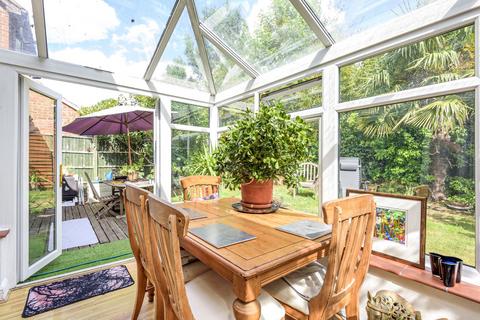4 bedroom link detached house for sale, Shetland Close, Guildford GU4