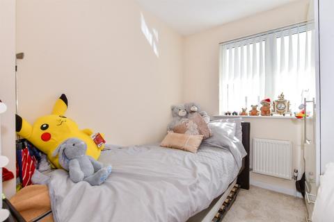 5 Alisander Close, Snodland, ME6 5SH