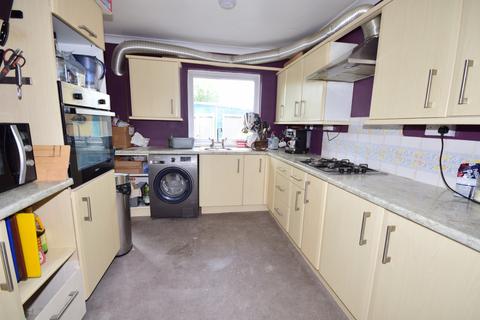 3 bedroom terraced house to rent, Princes Street Portsmouth PO1