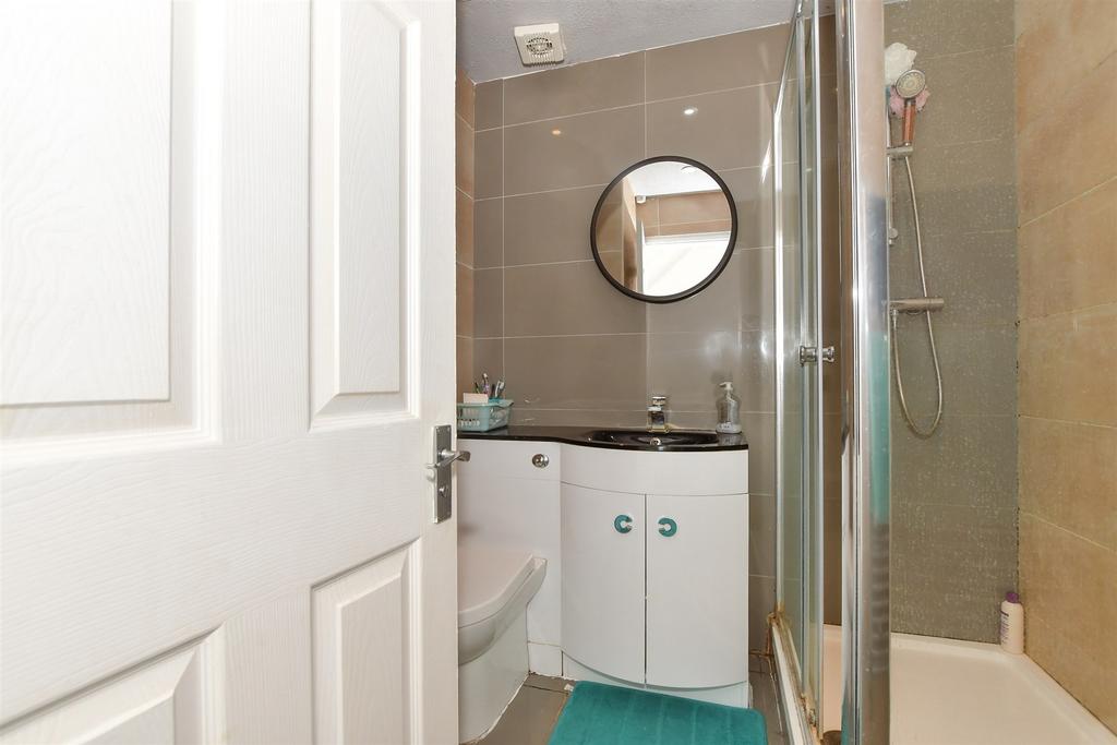 Family Shower Room