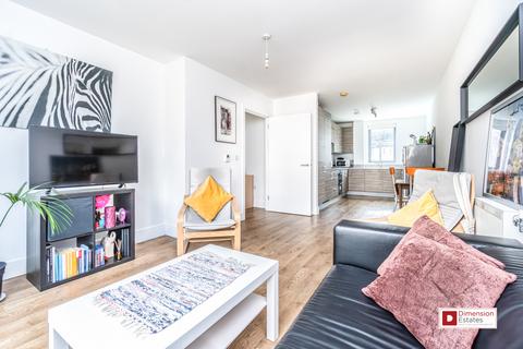 3 bedroom apartment to rent, 17 Bermuda Way, Stepney Green, East london, E1